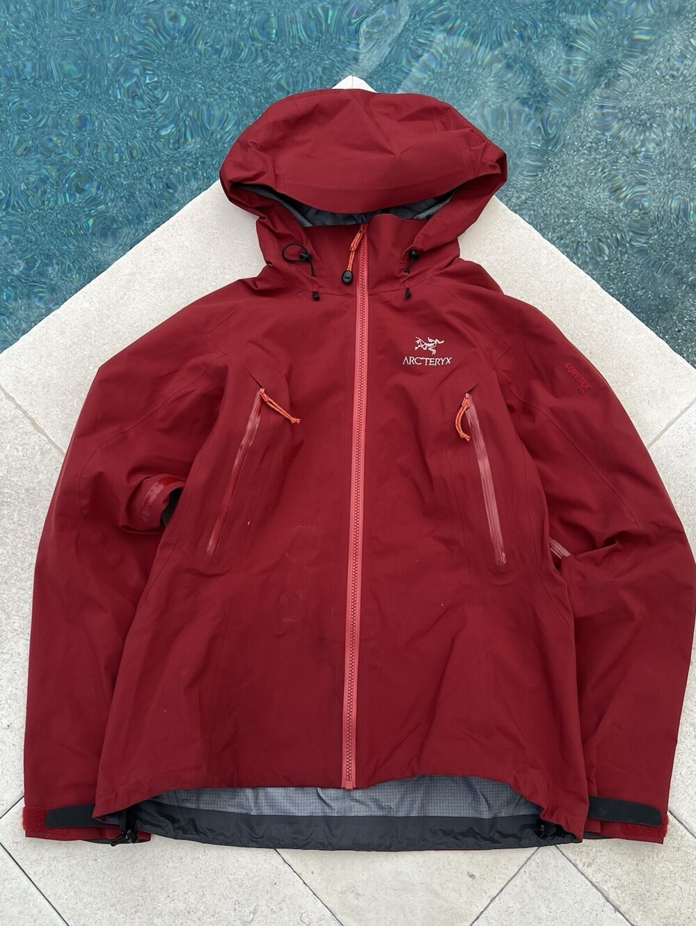 Arcteryx Beta AR Jacket Women’s Red Ski Shell Jacket Size Medium Goretex Pro